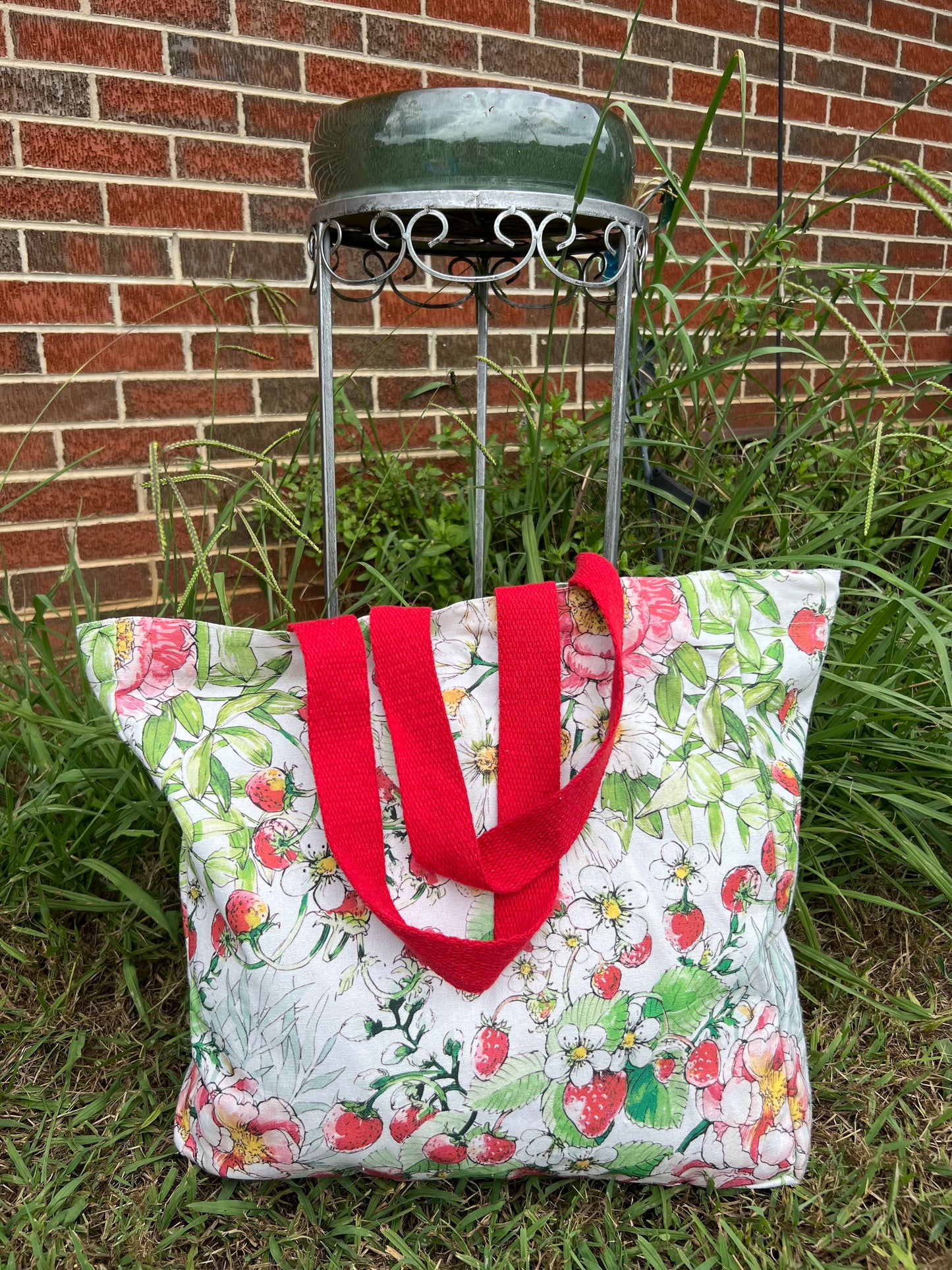Floral Pink and Red Large Canvas Tote Bag – Strawberry Patch