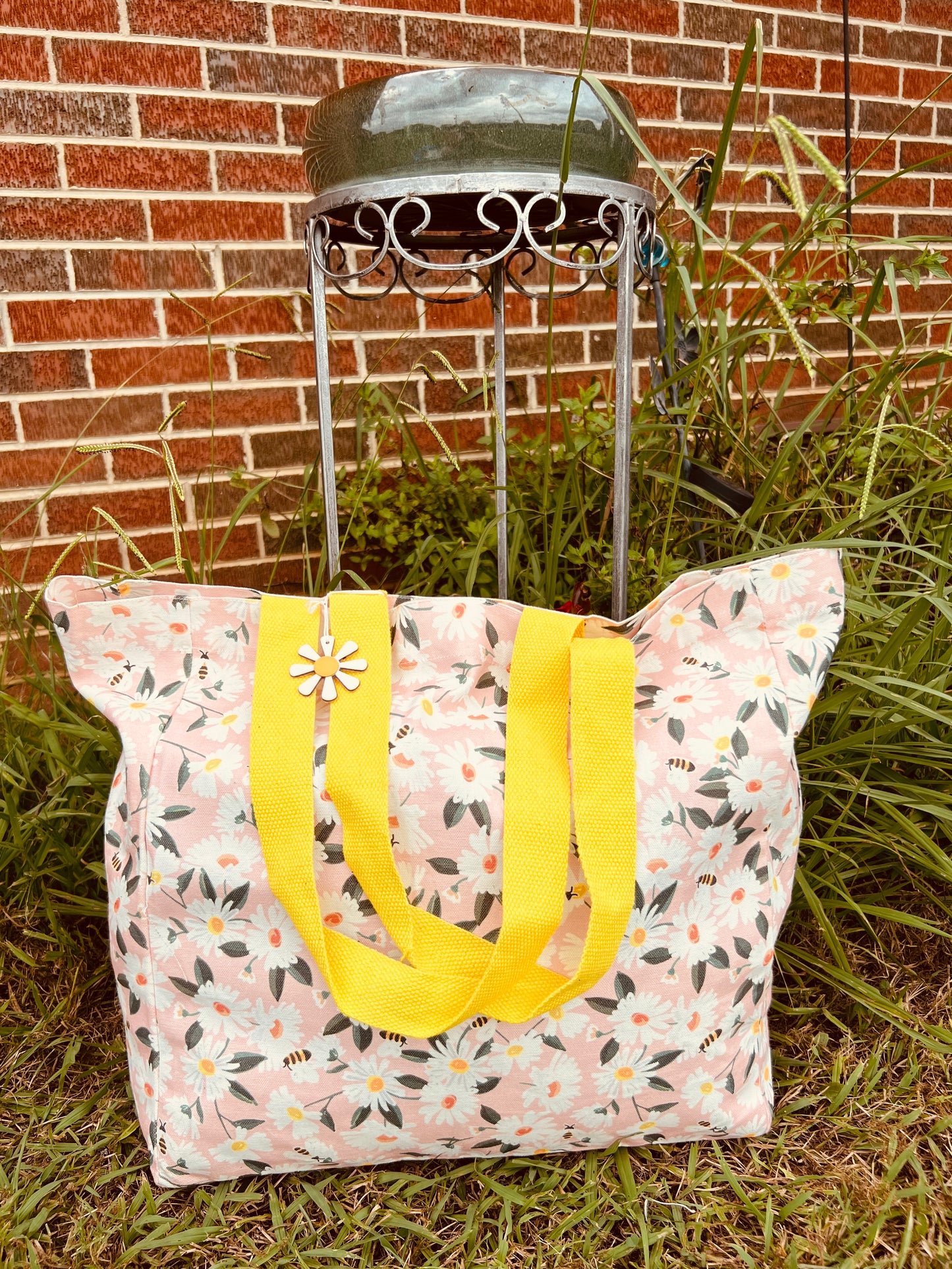 Floral Pink and White Large Canvas Tote Bag – Daisy Field